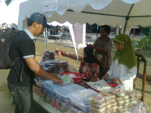 Belanja di Ramadan Fair Labusel
